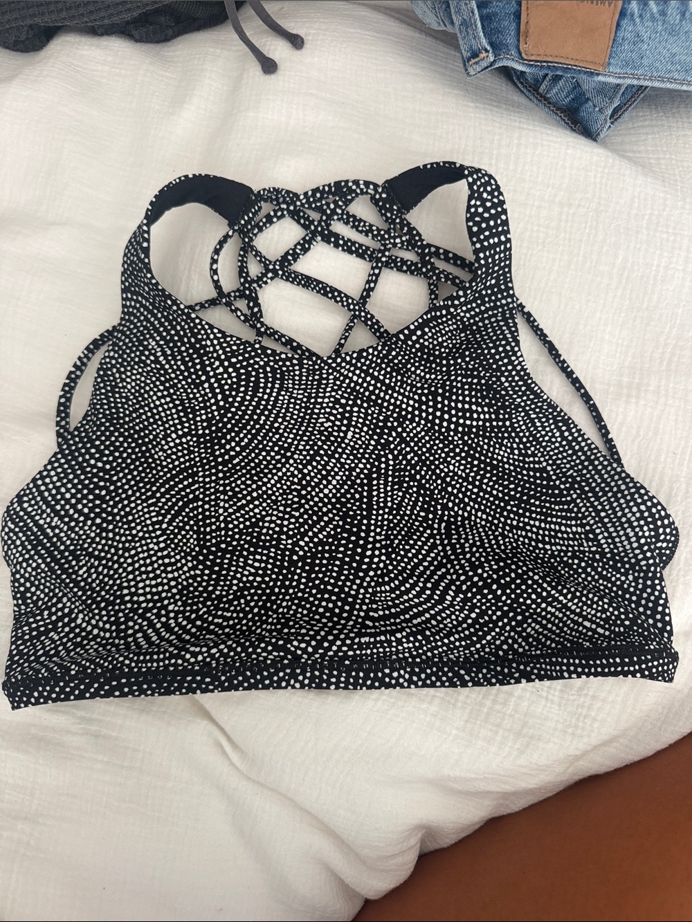 Lulu halter top bra
